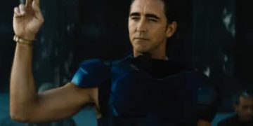 Review Foundation: Một thế giới viễn tưởng khác biệt và mãn nhãn