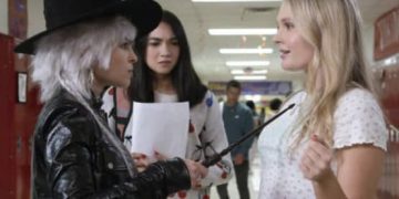 Review Just Beyond: Kinh dị siêu nhiên cho tuổi teen