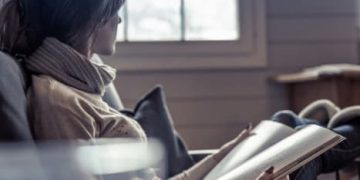 10 cuốn sách về Sad Girl mà Sad Girl phải đọc